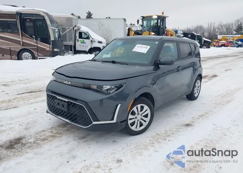 2024 Kia Soul Lx z USA, uszkodzony, nr VIN KNDJ23AU8R7916897